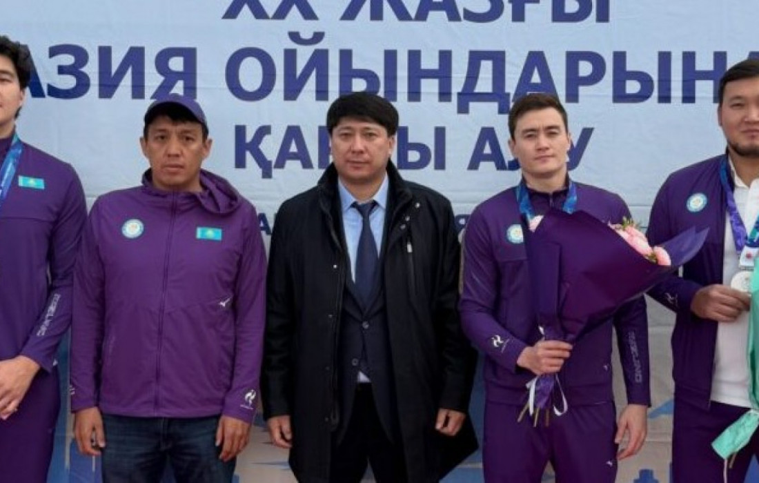 Жамбылдық су добы шеберлері Азия ойындарының күміс жүлдесімен елге оралды