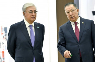 Тоқаев ҚазҰУ-дың ғылыми әлеуетімен танысты: жаңа технологиялар мен ірі жобалар таныстырылды