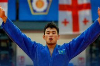 4 жылдан кейінгі алтын: Әділет Алмат - Азия чемпионы