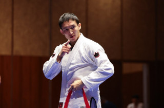 Нұржан Батырбеков джиу-джитсудан жағажайдағы Азия ойындарында алтын медаль жеңіп алды