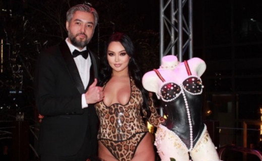 10 МЛН ҚАРАЛЫМ, АШЫҚ ДРЕСС-КОД, ДАУ: КЕРІМ НАЙМАНБАЕВА ТУҒАН КҮНІМЕН ЕМЕС — ХАЙППЕН ЕСТЕ ҚАЛДЫ