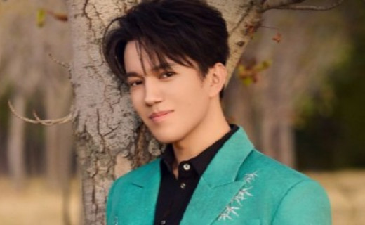 Димаш Құдайберген: «Қыздың тағдырын бұзып алудан қорқамын» - неге үйленбей жүргенін айтты