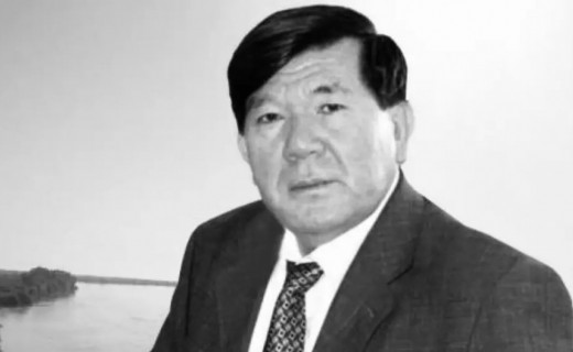 Қазақстанның халық жазушысы, қоғам қайраткері Мұхтар Шаханов өмірден өтті.