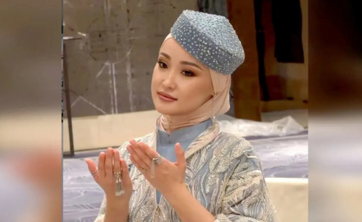 "Менсіз-ақ, алтын құраммен керемет кеш өтетініне сенімдімін": Мөлдір Әуелбекова КешYou-дың концертіне қатыспайтынын мәлімдеді