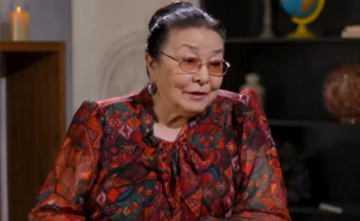 «Бар мүлкін сатуға мәжбүр болған»: Белсенді Меруерт Өтекешова туралы жазды