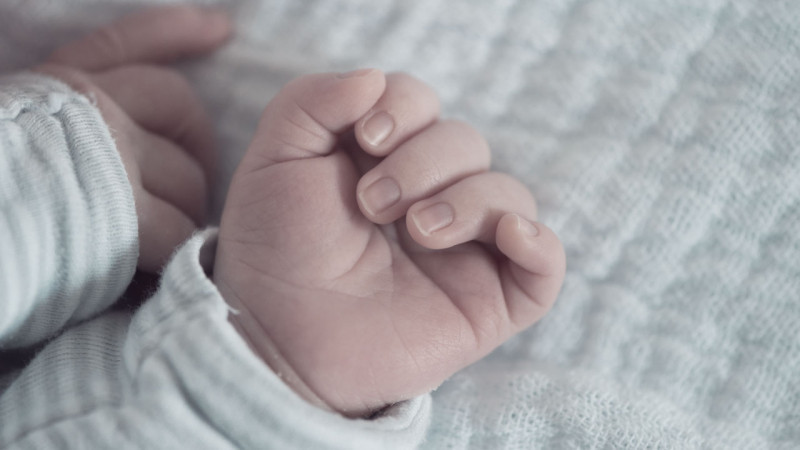 Екі айлық бала COVID-19 қарсы вакцинациядан кейін қайтыс болды