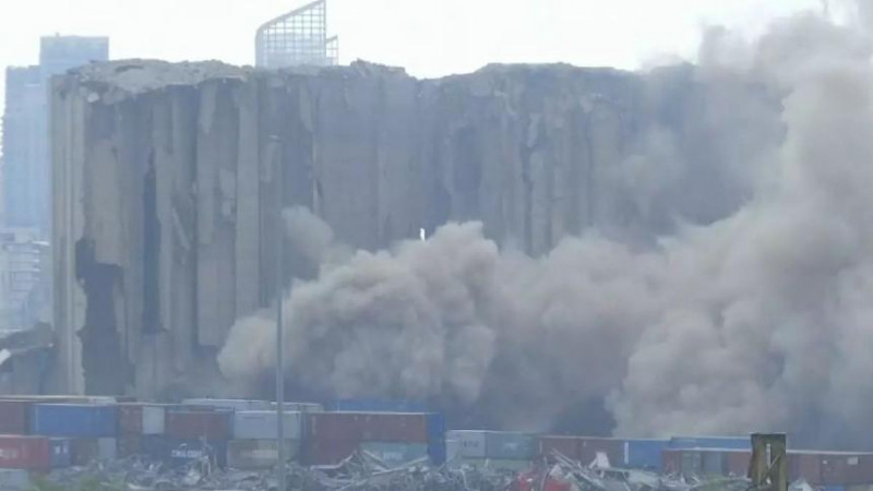 Ливанда элеватор опырылып құлады