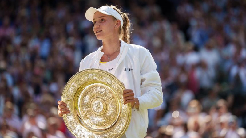 Қазақстан тарихында алғаш рет: Елена Рыбакина әлемнің 10-ракеткасы атанды