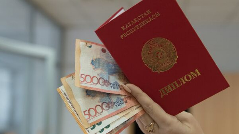 Қыркүйектің 1-нен бастап студенттердің шәкіртақысы өседі