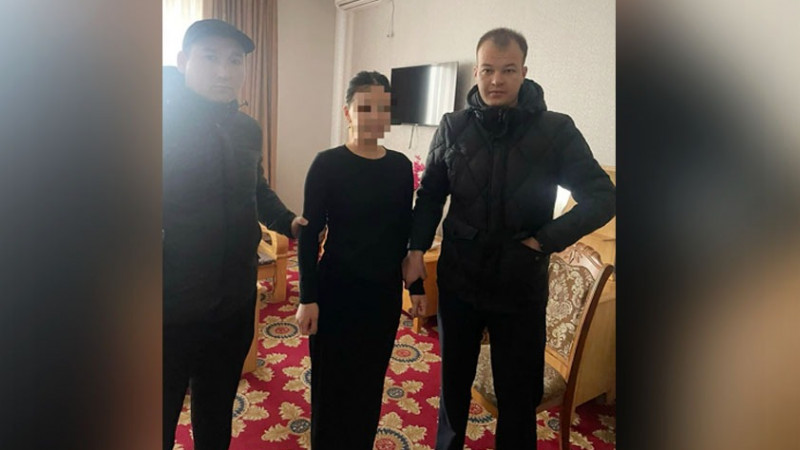 Екі баласын өлтірді деген күдікті әйел Шымкенттегі қонақ үйден ұсталды