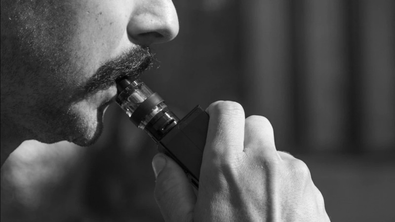 Сенат вейпке қатысты заңды Мәжіліске қайтарды