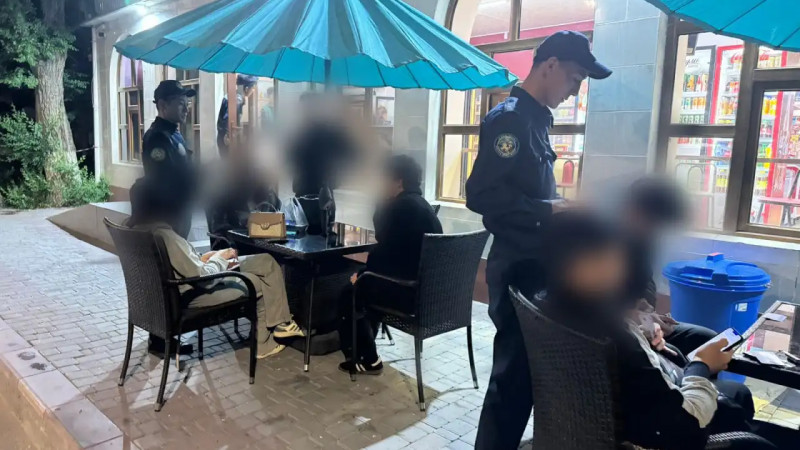 Таразда түнде көшелер мен көңіл көтеру орындарында жүрген 1000-ға жуық жасөспірім анықталды