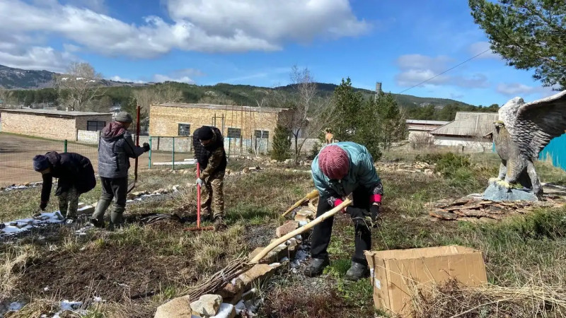 «Таза Қазақстан»:» «Киелі мекен» акциясы аясында 12 тонна қоқыс жиналды