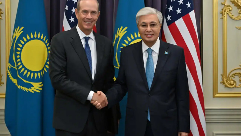 Қасым-Жомарт Тоқаев Chevron басшысымен кездесіп, энергетикалық серіктестіктің келешегін талқылады