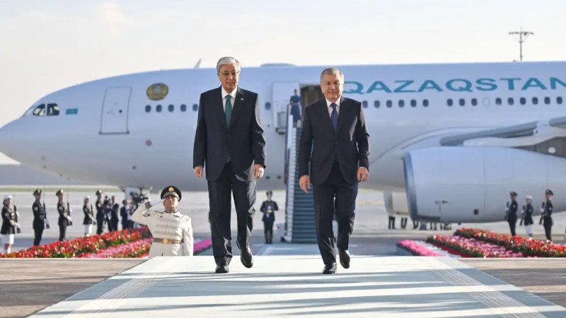 Президент Өзбекстанға мемлекеттік сапармен барды