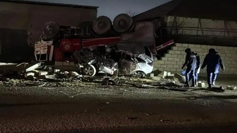 Жаңаөзенде өрт сөндіру көлігі қатысқан жол апатынан екі адам қаза тапты