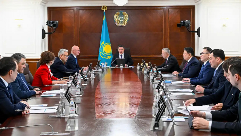 Президент бастамалары бұрын жарияланған ауқымды саяси реформаның жалғасы - Олжас Бектенов