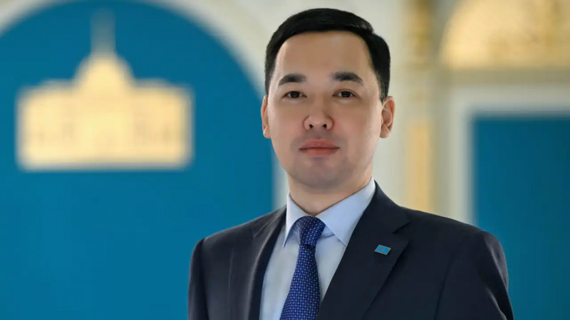 Руслан Желдібай президенттің көмекшісі – баспасөз хатшысы лауазымынан босатылды