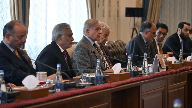 Шахбаз Шариф Қазақстан Президентін Исламабадта ыстық ықыласпен қарсы алды