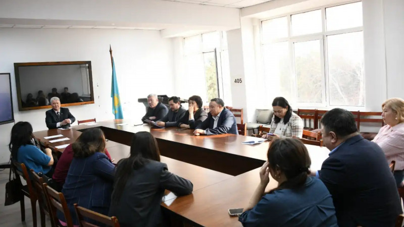 Конституциялық реформаның тарихи мәніне талдау жасалды