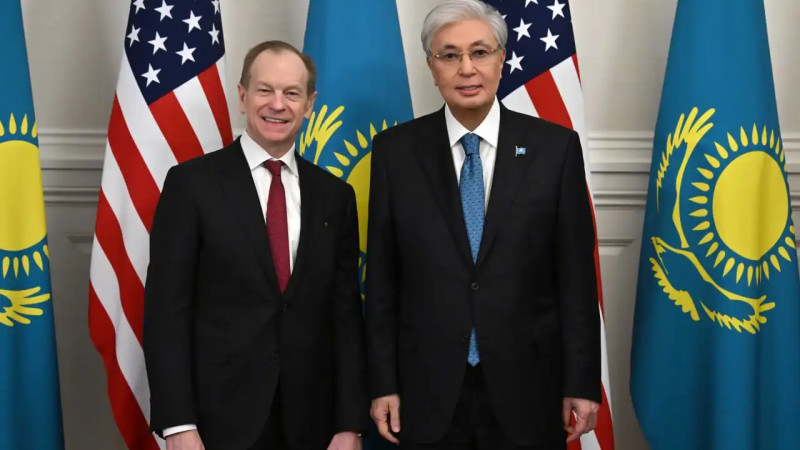 Мемлекет басшысы Boeing компаниясының атқарушы вице-президенті Джефф Шоккиді қабылдады