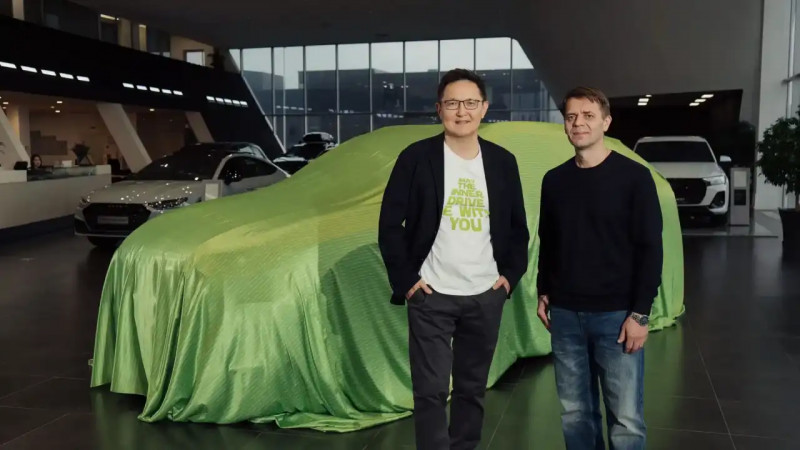 Indrive басшысы Михаил Шайдоровтың әкесіне көлік сыйлады