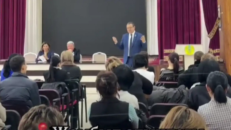 Таразда білім саласы өкілдерімен жаңа Конституция жобасы талқыланды