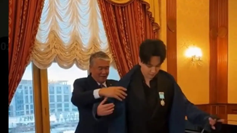 Димаш Құдайберген мен Самал Еслям ТҮРКСОЙ марапаттарына ие болды