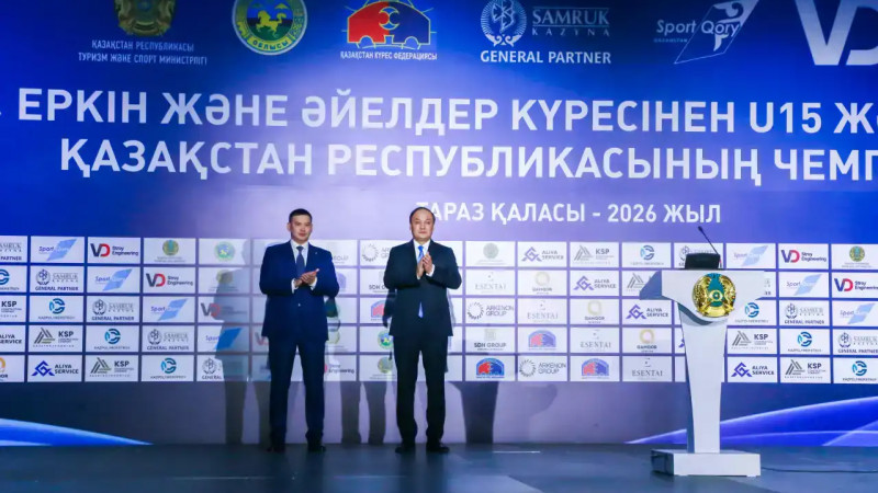 Таразда жас балуандар ел чемпионатында бақ сынауда