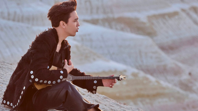 Димаштың әні Польша хит-парадында бір жыл бойы көш бастап тұр