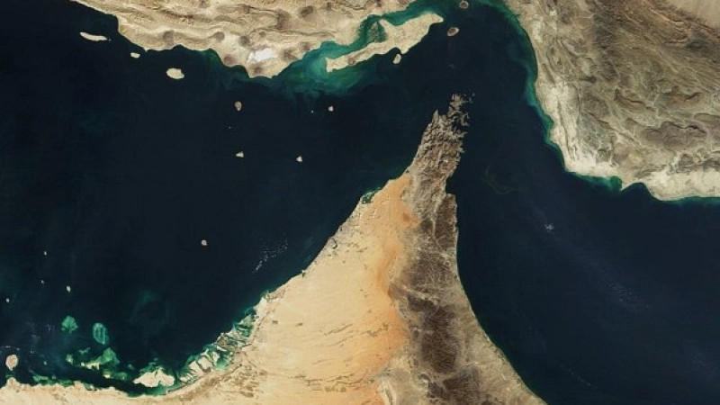 Иран Ормуз бұғазын «достас елдерге» ашты: геосаяси тепе-теңдік пен энергетикалық қауіпсіздік мәселесі