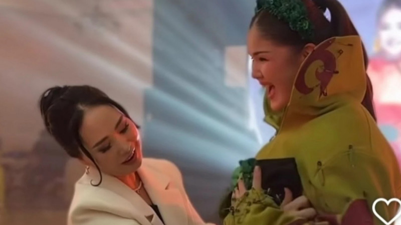 “Өтпей қалған зат па?” – Қарақаттың сыйлығы желіні шулатты