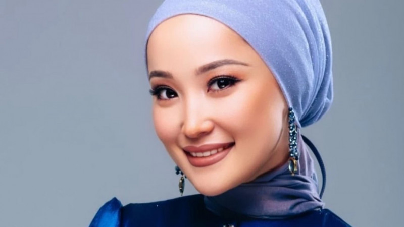 Мөлдір Әуелбекова елден кетпек: әнші Малайзияға көшетінін мәлімдеді