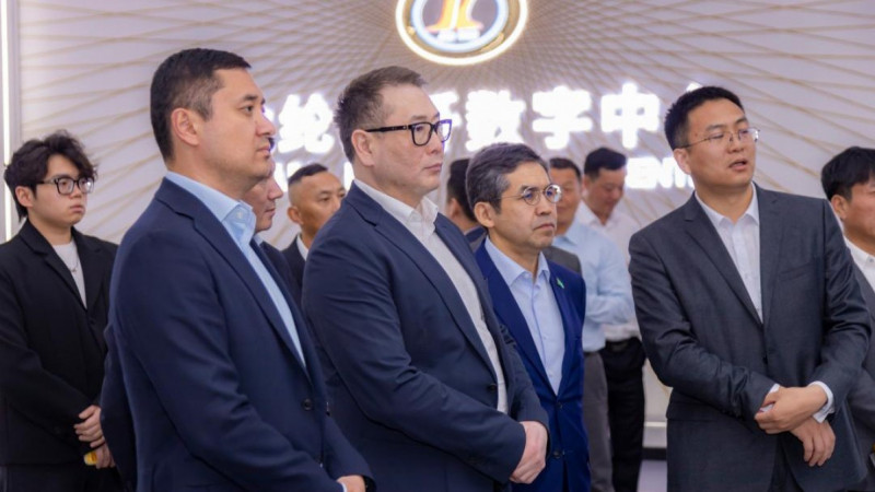 Қазақстан мен Қытай жылына 3 млн тоннаға дейін болат өндіретін комбинат салуға ниетті