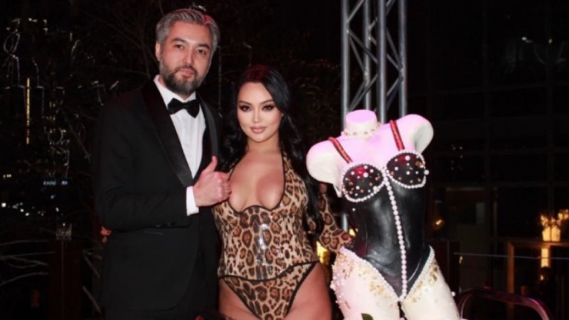 10 МЛН ҚАРАЛЫМ, АШЫҚ ДРЕСС-КОД, ДАУ: КЕРІМ НАЙМАНБАЕВА ТУҒАН КҮНІМЕН ЕМЕС — ХАЙППЕН ЕСТЕ ҚАЛДЫ