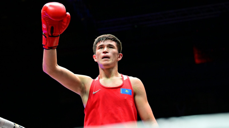 Бокстан Азия чемпионаты: Төрехан Сабырхан жартылай финалда мерзімінен бұрын жеңіске жетті