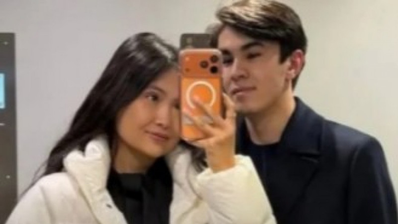 Бибісара Асаубаева мен Жавохир Синдоров: желідегі фотолар қызу талқыға түсті