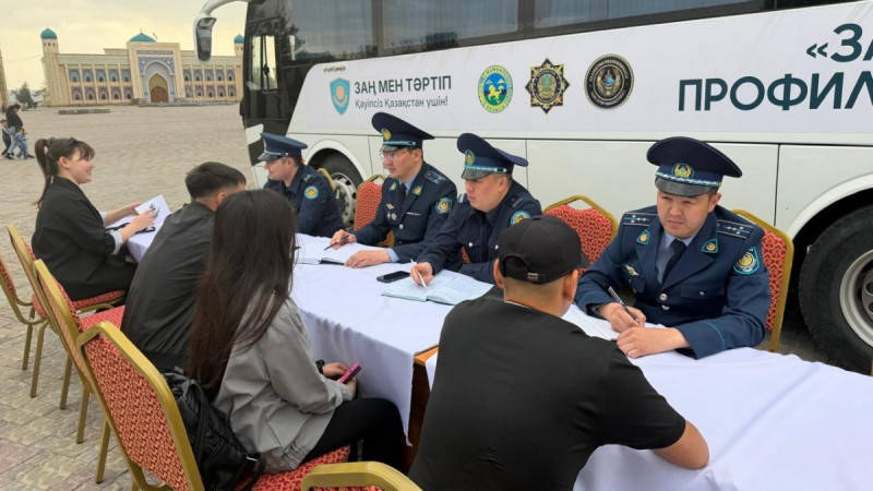 Жамбыл облысында «Жолдағы қабылдау» акциясы өтті