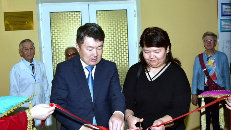 ДУЛАТИ УНИВЕРСИТЕТІНДЕ ЕКІ ҒЫЛЫМИ ЗЕРТХАНА АШЫЛДЫ