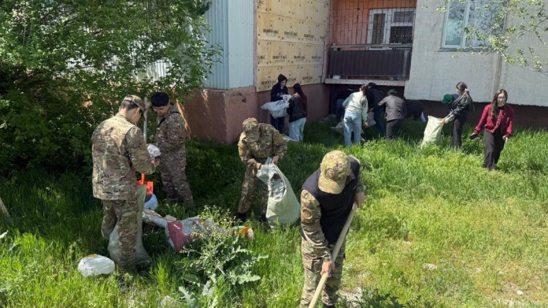 Жамбыл облысында «Таза Қазақстан» экологиялық акциясы аясында «Таза аула» акциясы өткізілді