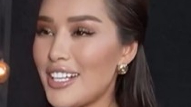 «Мені тек миллиардер алып кете алады»: Элизат Берікова Баян Алагөзовамен жұмыс туралы айтты