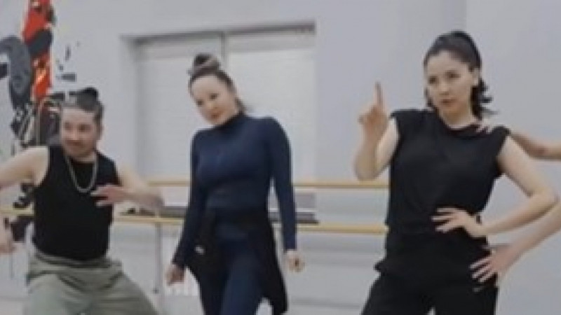 Кәмшат, Айдана дайын - Жанарсыз концерт бола ма?