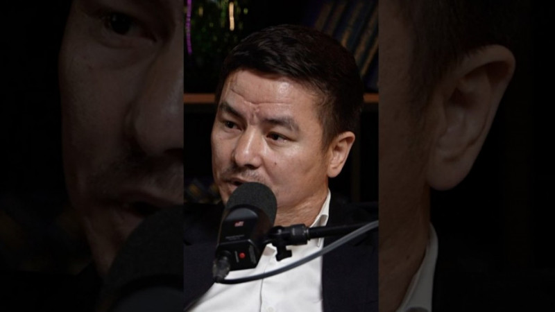 «Лыпылдап жүріп, депутат болуға ұмтылмаңыздар!»: журналист маңызды үндеу жасады