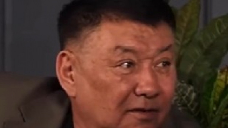 Қайрат Нұртастың әкесі: «Ол шенеунік бола алмайды»