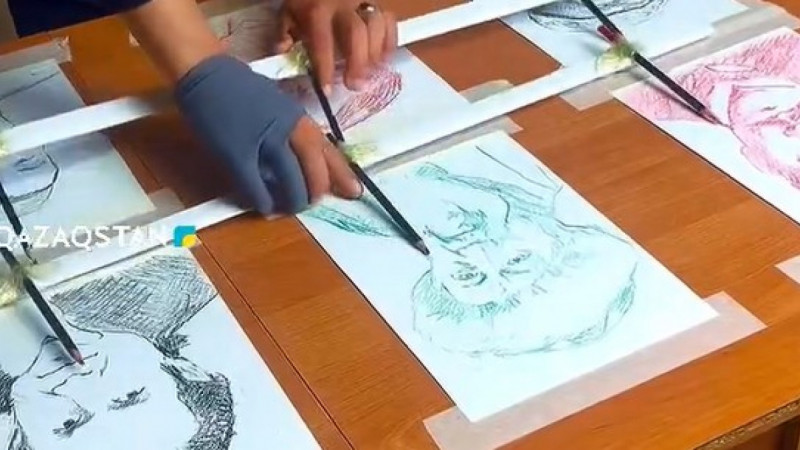 Қазақстандық суретші бір мезетте 6 тұлғаның портретін салып, жұртты таңғалдырды