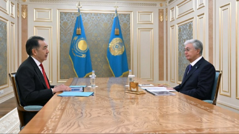 Президент Қасым-Жомарт Тоқаев Еуразиялық экономикалық комиссия алқасының төрағасы Бақытжан Сағынтаевты қабылдады
