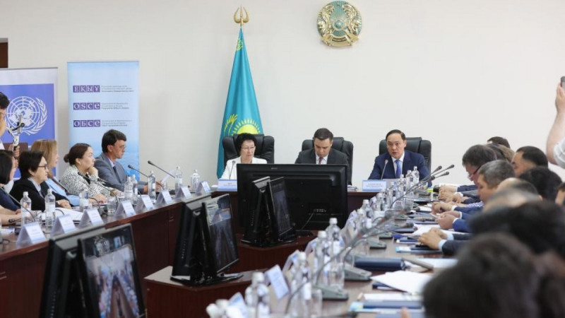 Таразда Адам құқықтары жөніндегі уәкіл жанындағы Үйлестіру кеңесінің көшпелі отырысы өтті