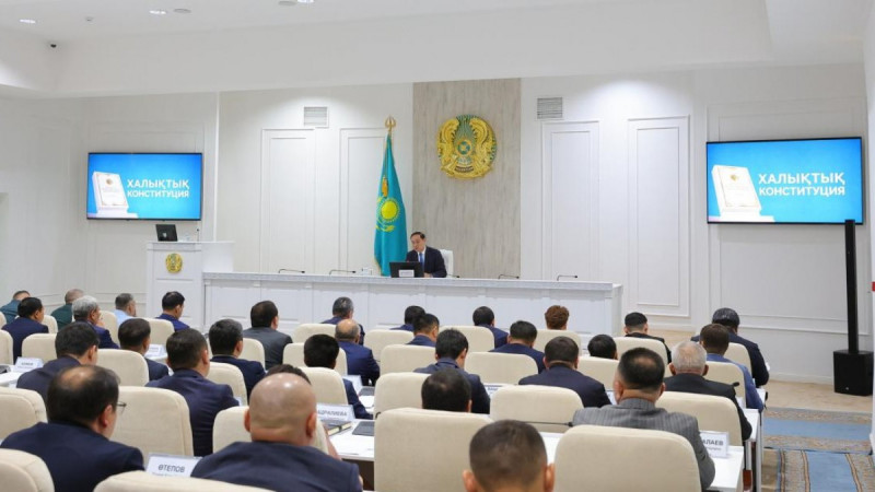 Ербол Қарашөкеев: Жаңа Конституцияда айқындалған қағидаттарды күнделікті жұмысымыздың басты өлшеміне айналдыру – негізгі міндетіміз