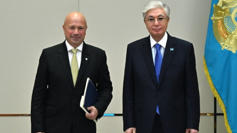 Президент VEON компаниялар тобының бас атқарушы директоры Мухтерем Каан Терзиоглумен кездесті