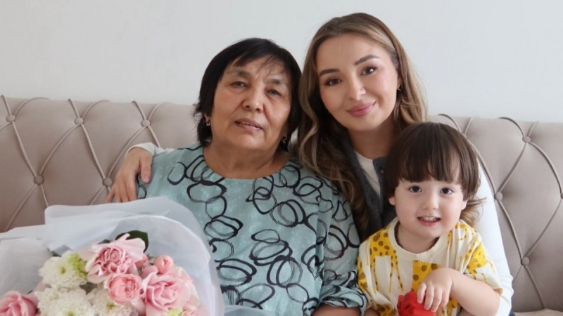 «Ол менің жүрегімнің бір бөлігі еді»: Эльмира Төлегенова қара жамылды